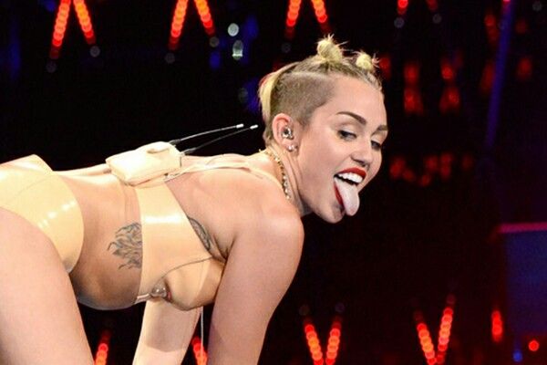 Theme interesting, Hot asian women tongue out sorry Can Hot asian women tongue out